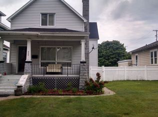 425 S 11th St, Escanaba, MI 49829