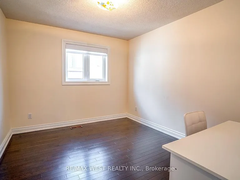 229 Baker Ave — Photo 25