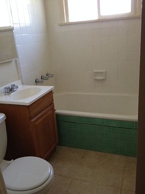 3rd image of 521 N Avalon Blvd APT 101