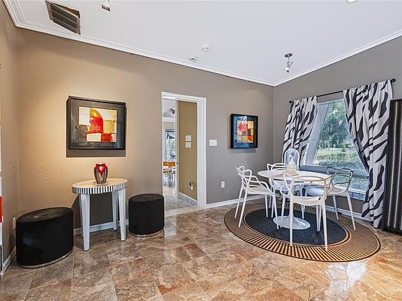 5th image of 600 MAYFAIR CIRCLE