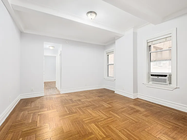 25 W 64th St #1C — Photo 1