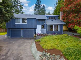 7572 Crescent Ln, Anacortes, WA 98221
