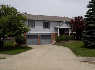 1186 Tiverton Dr, Mooresville, IN