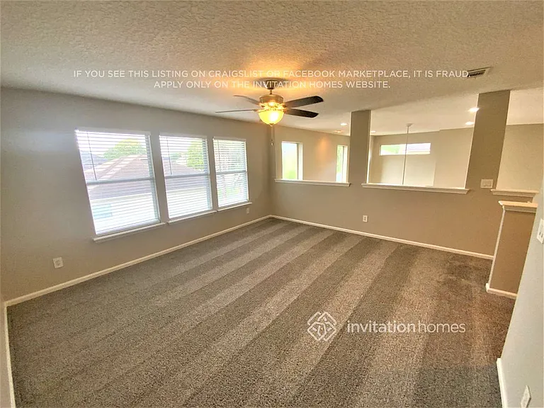 340 Brier Rose Ln — Photo 7
