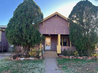 907 Avenue I NE, Childress, TX 79201