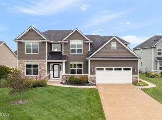 5584 Red Hawk Ln, Sylvania, OH 43560