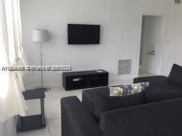 250 S Shore Dr APT 5, Miami Beach, FL 33141