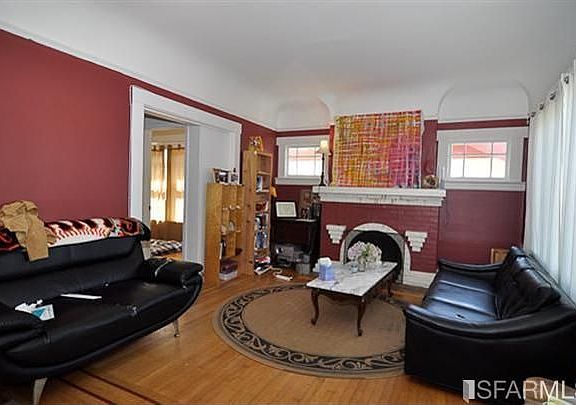 3rd image of 2456 28th Ave