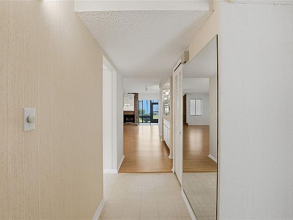 5th image of 7 Escondido Cir Unit 67