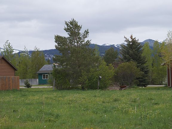 4th image of 1219 Brooktrout Dr