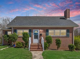15 Darlene Ln, Newport News, VA 23608