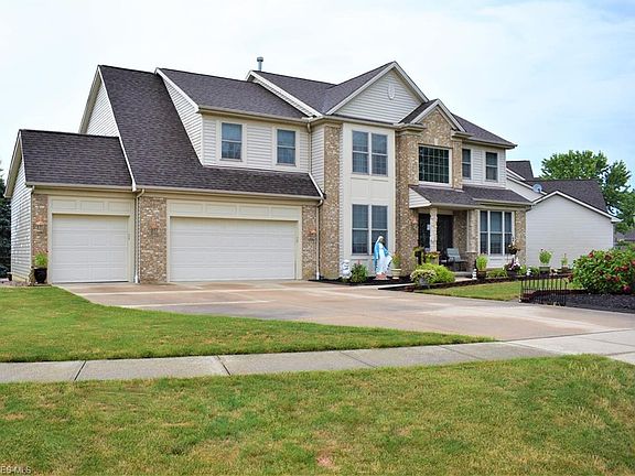 2nd image of 15002 Old Oak Dr