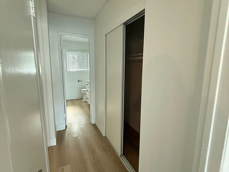 Buena Capri Apartmetents — Photo 7