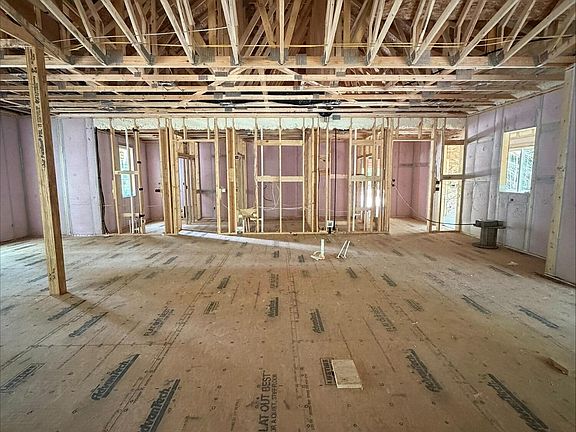 4th image of 76757 Wood Crest Ct