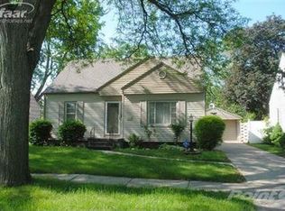 1617 Crestbrook Ln, Flint, MI 48507