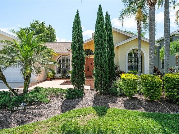 5th image of 1833 Spur Ln