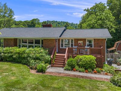 211 Mountain Crest Rd, Swannanoa, NC, 28778