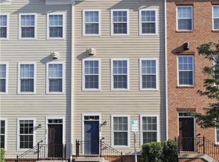 13 Gardenside Pl, Towson, MD 21286