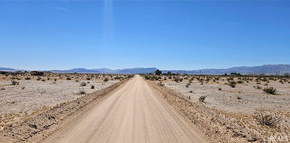 1st image of 3017 Shadow Mountain Rd