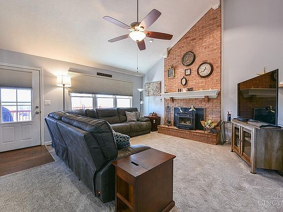 4th image of 3886 Brown Farm Dr