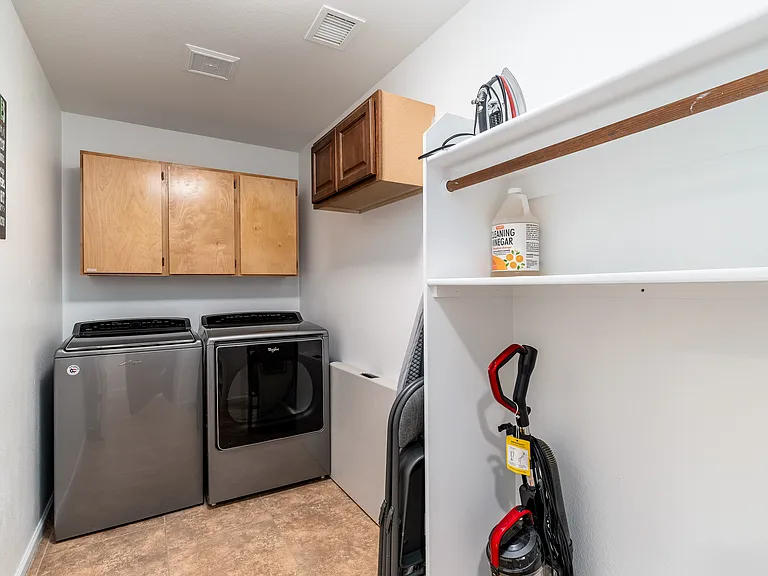 5139 E Fellars Dr — Photo 50