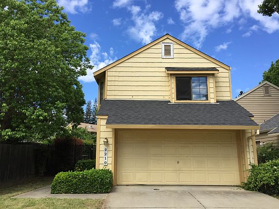 3rd image of 2210 Sandcastle Way