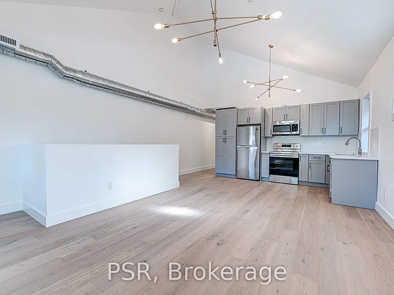 87 Hammersmith Ave #MAIN — Photo 1
