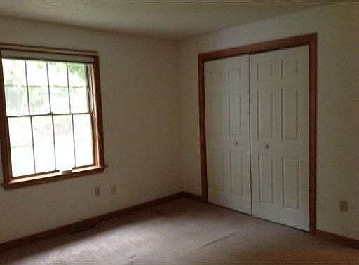 5th image of 55 Rosewood Ln
