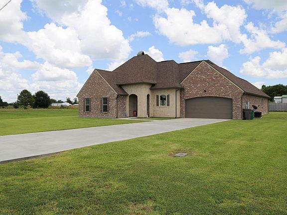 3rd image of 1023 Cline Dr