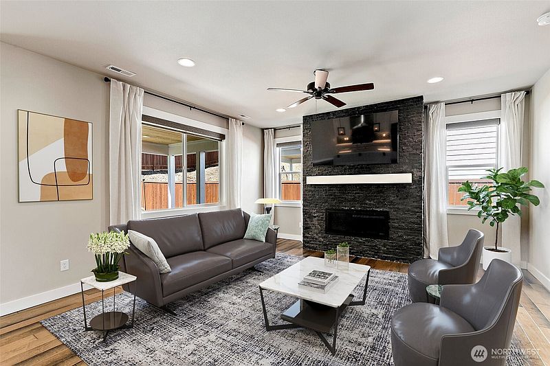 3rd image of 9924 Prospect Place