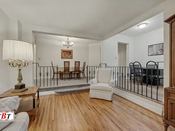 915 East 17th Street image 23 of 29