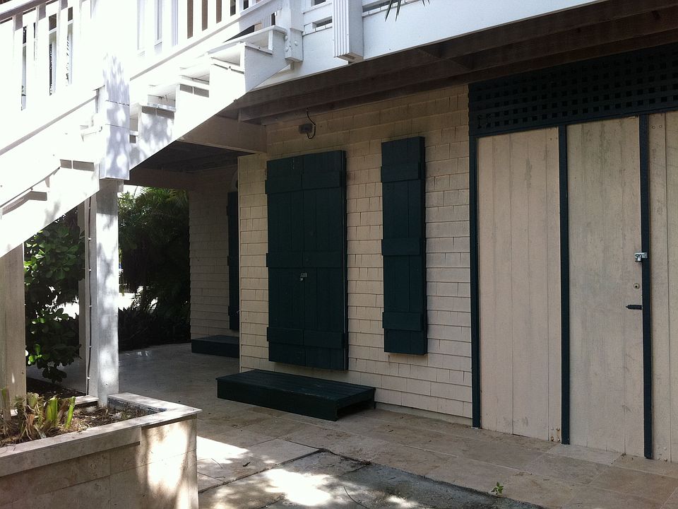 2nd image of 1059 Ocean Dr