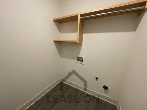 1753 S Hickory Creek Ct, Wichita, KS 67235