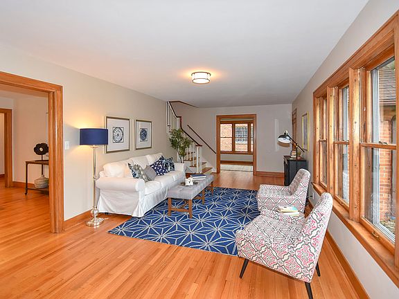 4th image of 1488 Maywood Ave