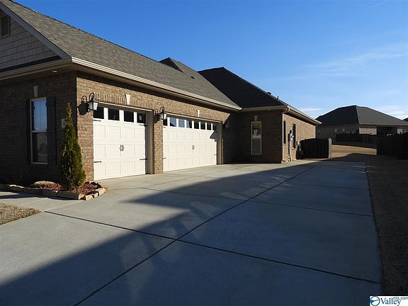 5th image of 4316 Flint Dr SE