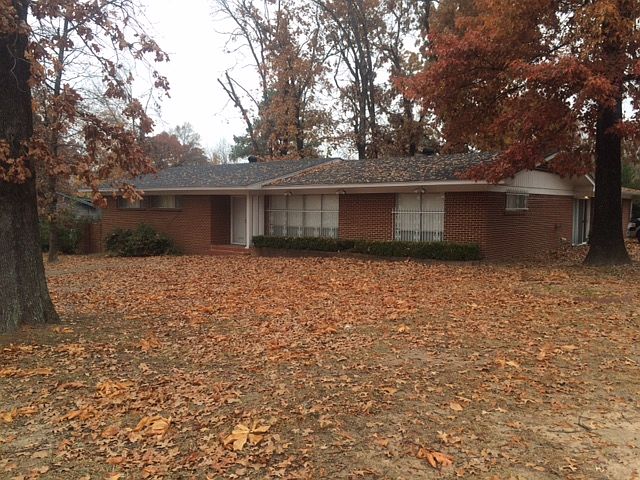 1st image of 2302 College Dr