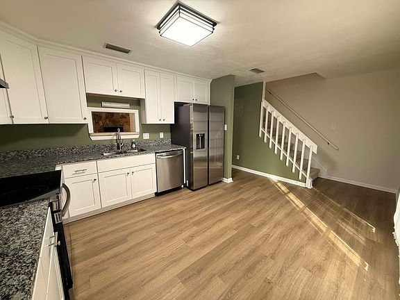 4th image of 503 Benlea Ct