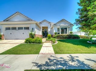 12200 Upper Waterford Dr, Bakersfield, CA