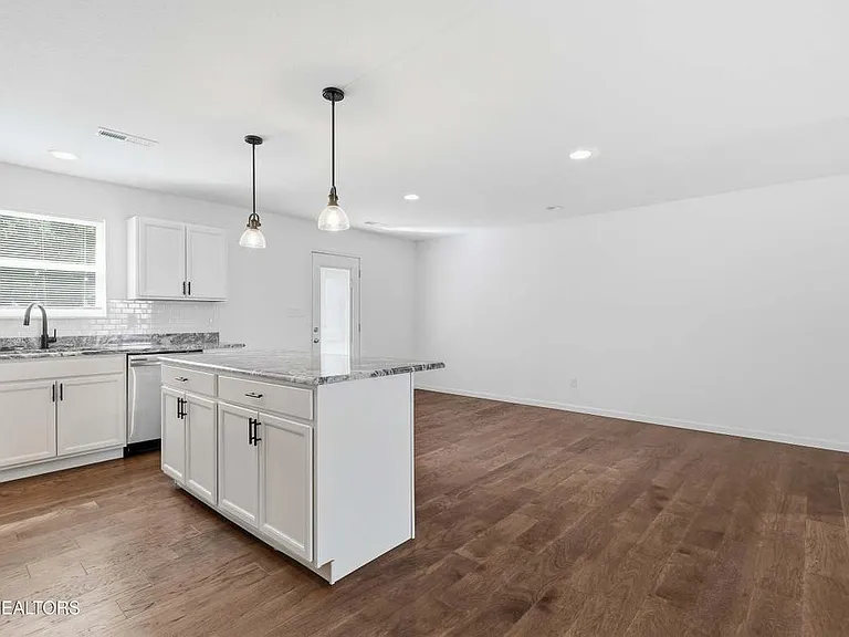 6513 Cara Cade Ln — Photo 16