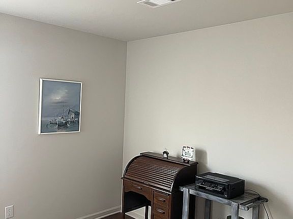 4th image of 126 Cedar Ridge Blvd