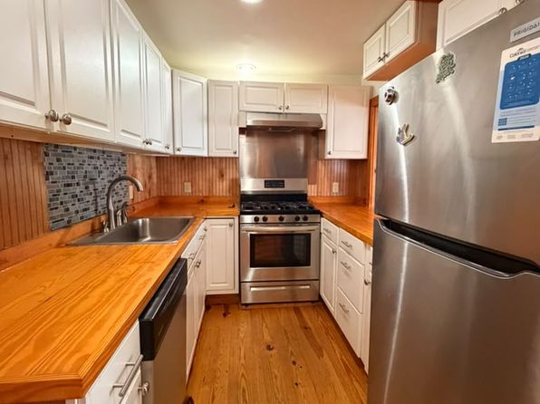 16 Livingston St APT F, Saugerties, NY 12477 – 2-bedroom rental in Saugerties