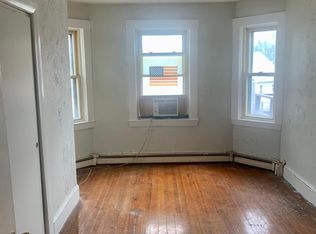 26 Beacon St APT 304, Winthrop, MA 02152