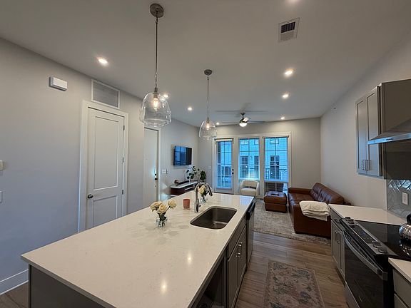 4th image of 1277 Viney Pl NW Unit 7