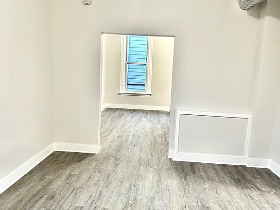 5th image of 2633 S Christiana Ave #Ch2