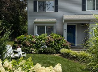 56 Rogers Ave APT D, Milford, CT 06460