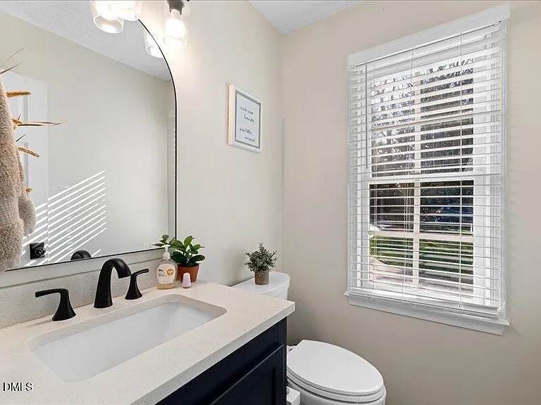 8625 Vanburgh Ct — Photo 15