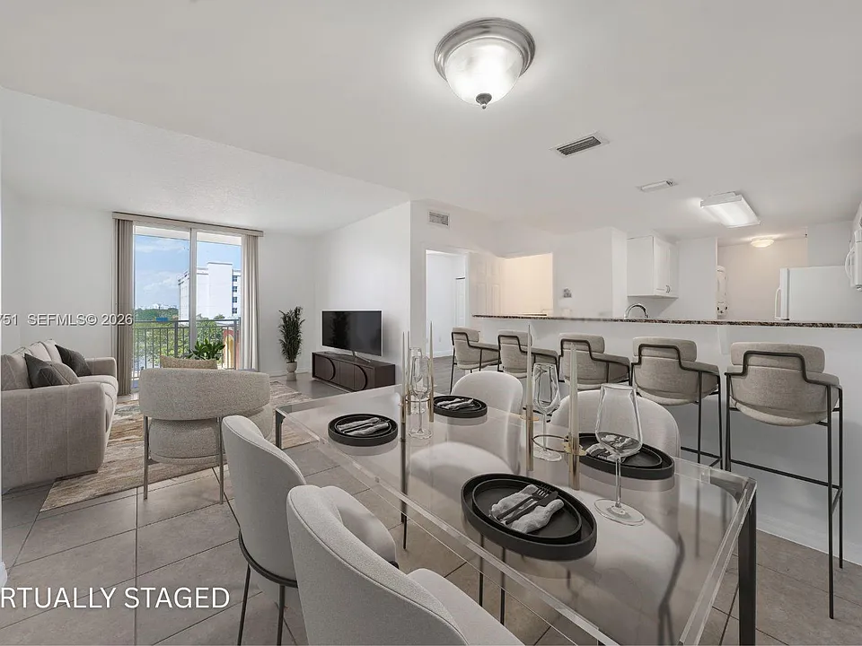 215 SW 42nd Ave #507