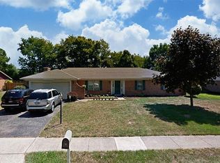 5264 Applecreek Rd, Centerville, OH 45429