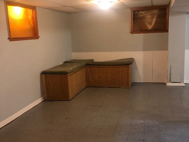 22041 Donald Ave — Photo 19