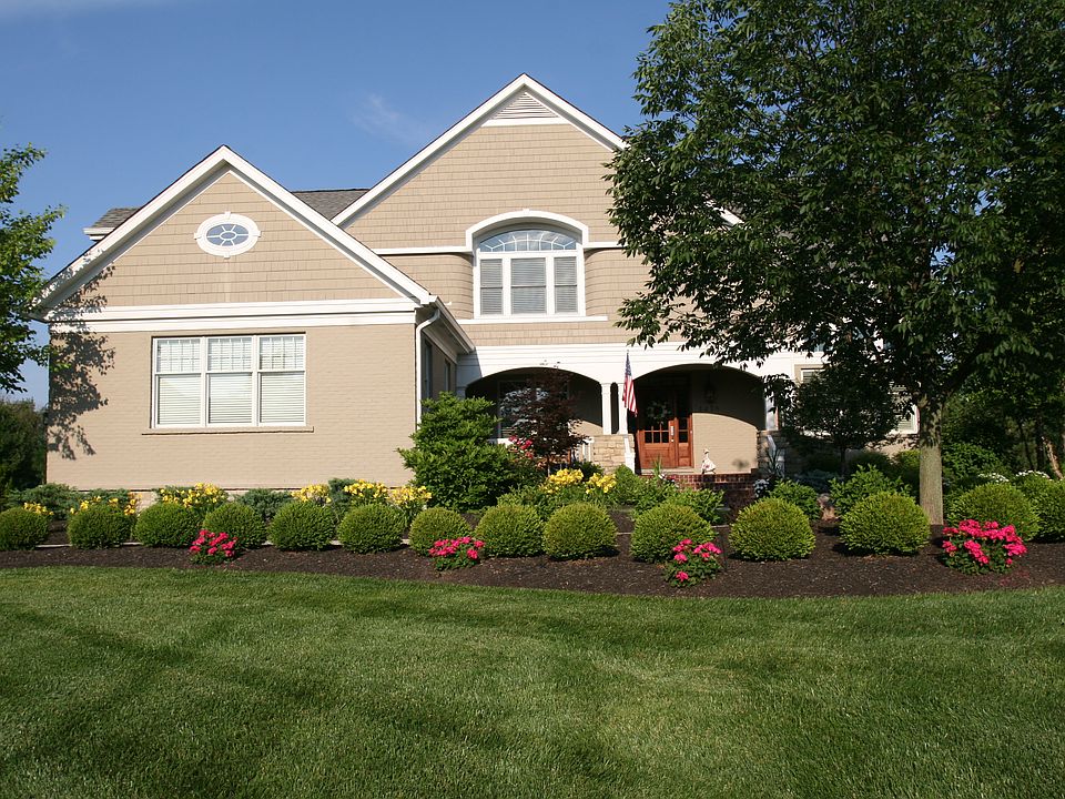 1st image of 4478 Maxwell Dr